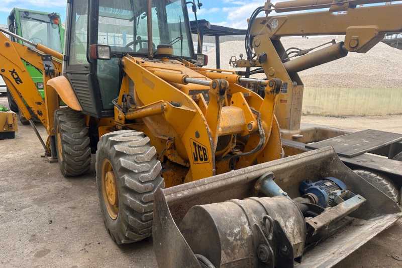 OmecoHub - Immagine JCB 2CX